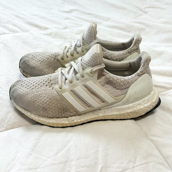 Adidas Ultra Boost White Running Athletic Sneakers Women’s Size 8 - Picture 1 of 8